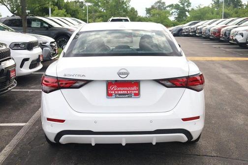 Cloud White 2025 Nissan Sentra SV