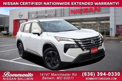 Everest White P 2025 Nissan Rogue SV