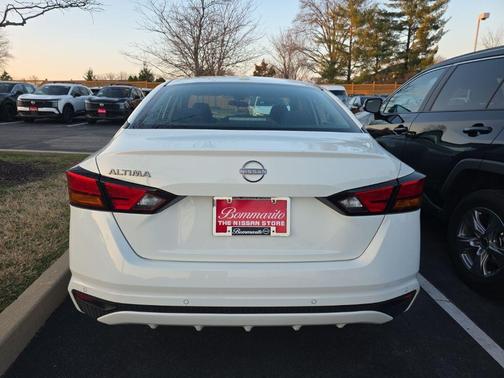 2025 Nissan Altima SV