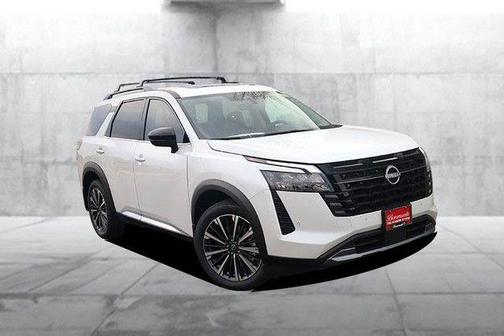 Everest White P 2026 Nissan Pathfinder Platinum