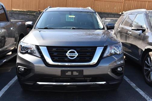 2020 Nissan Pathfinder SL