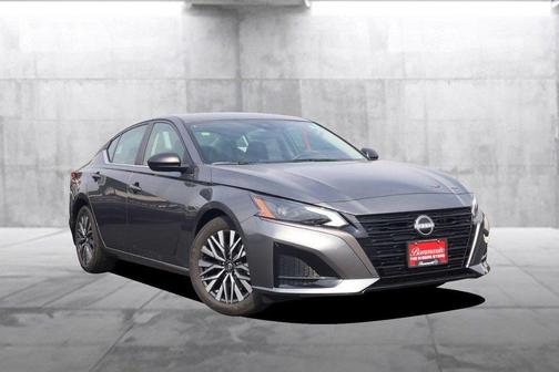 Gun Metallic 2026 Nissan Altima SV