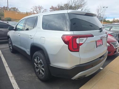 2020 GMC Acadia SLE