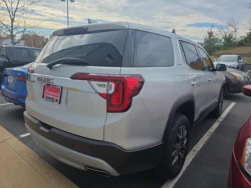 2020 GMC Acadia SLE
