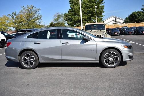 2024 Chevrolet Malibu LT