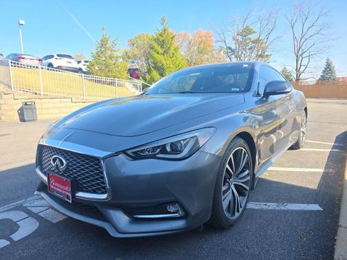2017 INFINITI Q60 3.0T Premium