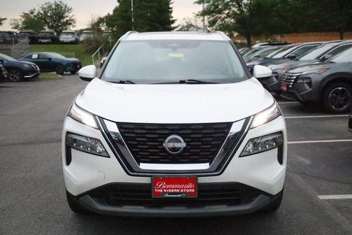 White 2023 Nissan Rogue SV