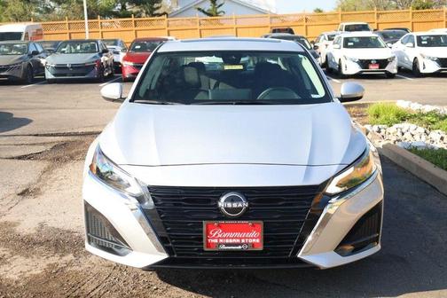 Brilliant Silver Metallic 2025 Nissan Altima SV