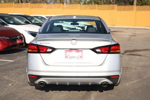 Brilliant Silver Metallic 2025 Nissan Altima SV