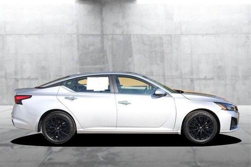 Brilliant Silver Metallic 2025 Nissan Altima SV