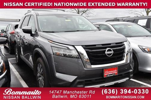 2024 Nissan Pathfinder SL