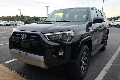 2024 Toyota 4Runner TRD Off Road