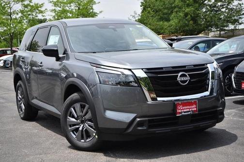 2025 Nissan Pathfinder S