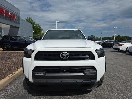 Wind Chill Pearl 2025 Toyota 4Runner SR5