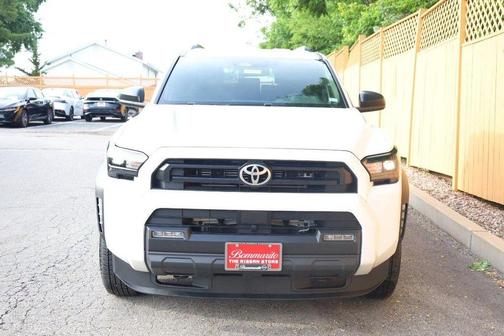 Wind Chill Pearl 2025 Toyota 4Runner SR5