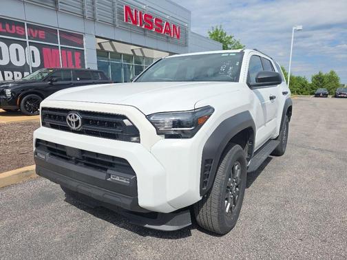 Wind Chill Pearl 2025 Toyota 4Runner SR5