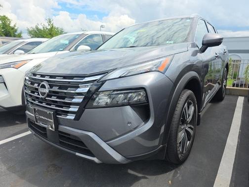 2024 Nissan Rogue SL