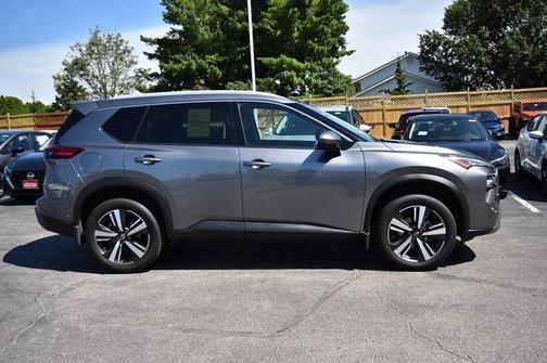 2024 Nissan Rogue SL
