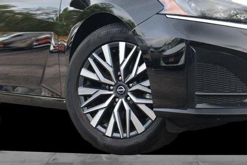 Black 2025 Nissan Altima SV