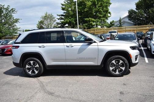2023 Jeep Grand Cherokee 4xe Base