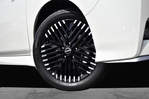 2024 Nissan Leaf SV PLUS