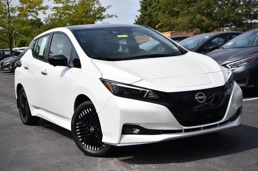 2024 Nissan Leaf SV PLUS