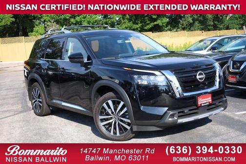 Super Black 2025 Nissan Pathfinder Platinum