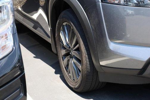 Gun Metallic 2025 Nissan Pathfinder SL