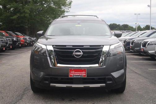 Gun Metallic 2025 Nissan Pathfinder SL