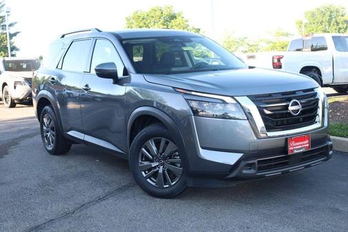 Gun Metallic 2025 Nissan Pathfinder SV