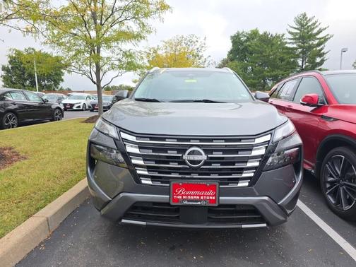 2024 Nissan Rogue SL