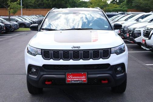 Bright White Clearcoat 2025 Jeep Compass Trailhawk