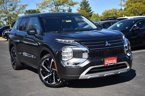 2024 Mitsubishi Outlander SE