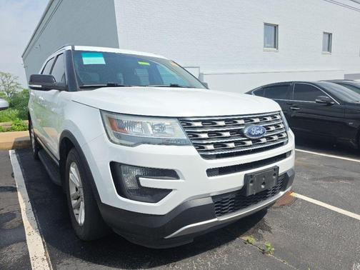 Oxford White 2016 Ford Explorer XLT