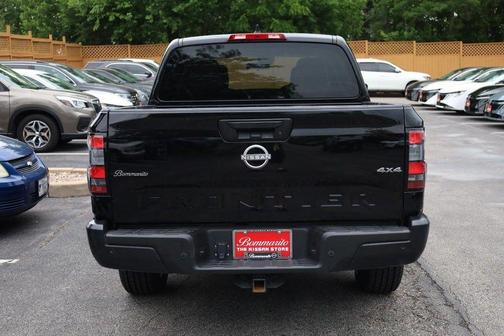 Black 2022 Nissan Frontier S