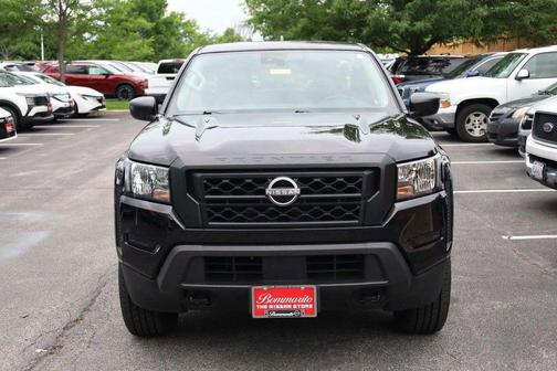 Black 2022 Nissan Frontier S