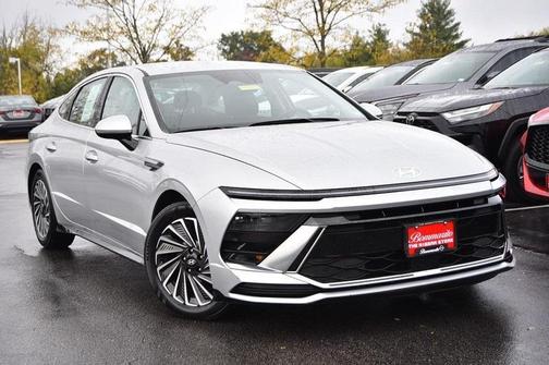 2024 Hyundai SONATA Hybrid SEL