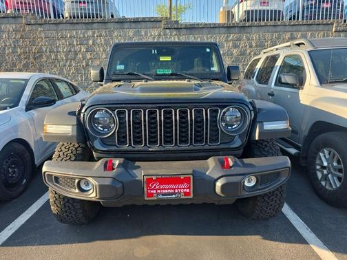 Black Clearcoat 2025 Jeep Wrangler Rubicon