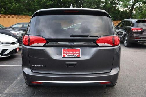 Crystal Metallic 2019 Chrysler Pacifica Touring Plus