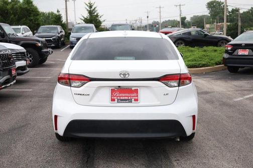 Super White 2021 Toyota Corolla LE