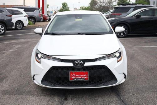 Super White 2021 Toyota Corolla LE