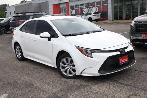 Super White 2021 Toyota Corolla LE