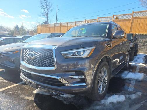 2024 INFINITI QX80 Luxe