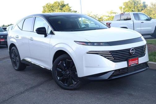 White / Black 2026 Nissan Murano Platinum