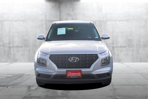 Silver 2021 Hyundai VENUE SE