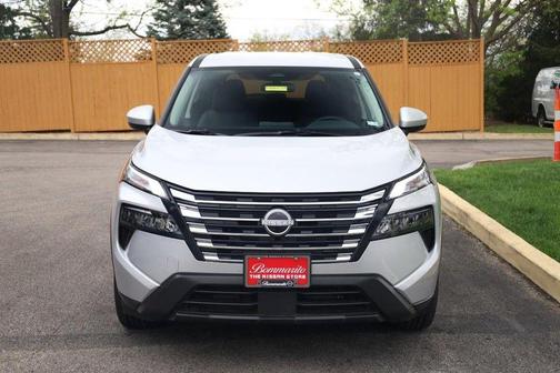 Brilliant Silver Metallic 2025 Nissan Rogue SV