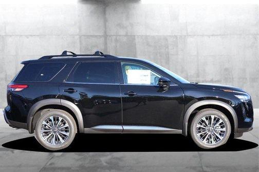 Super Black 2026 Nissan Pathfinder Platinum