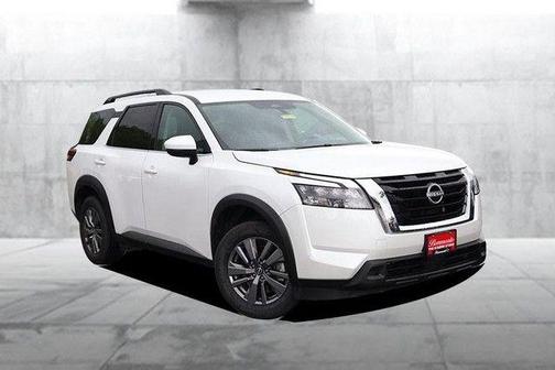 Everest White P 2025 Nissan Pathfinder SV