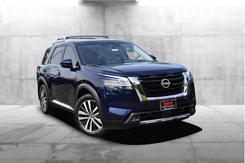 2022 Nissan Pathfinder Platinum
