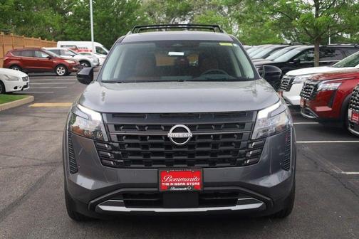 Gun Metallic 2026 Nissan Pathfinder Platinum